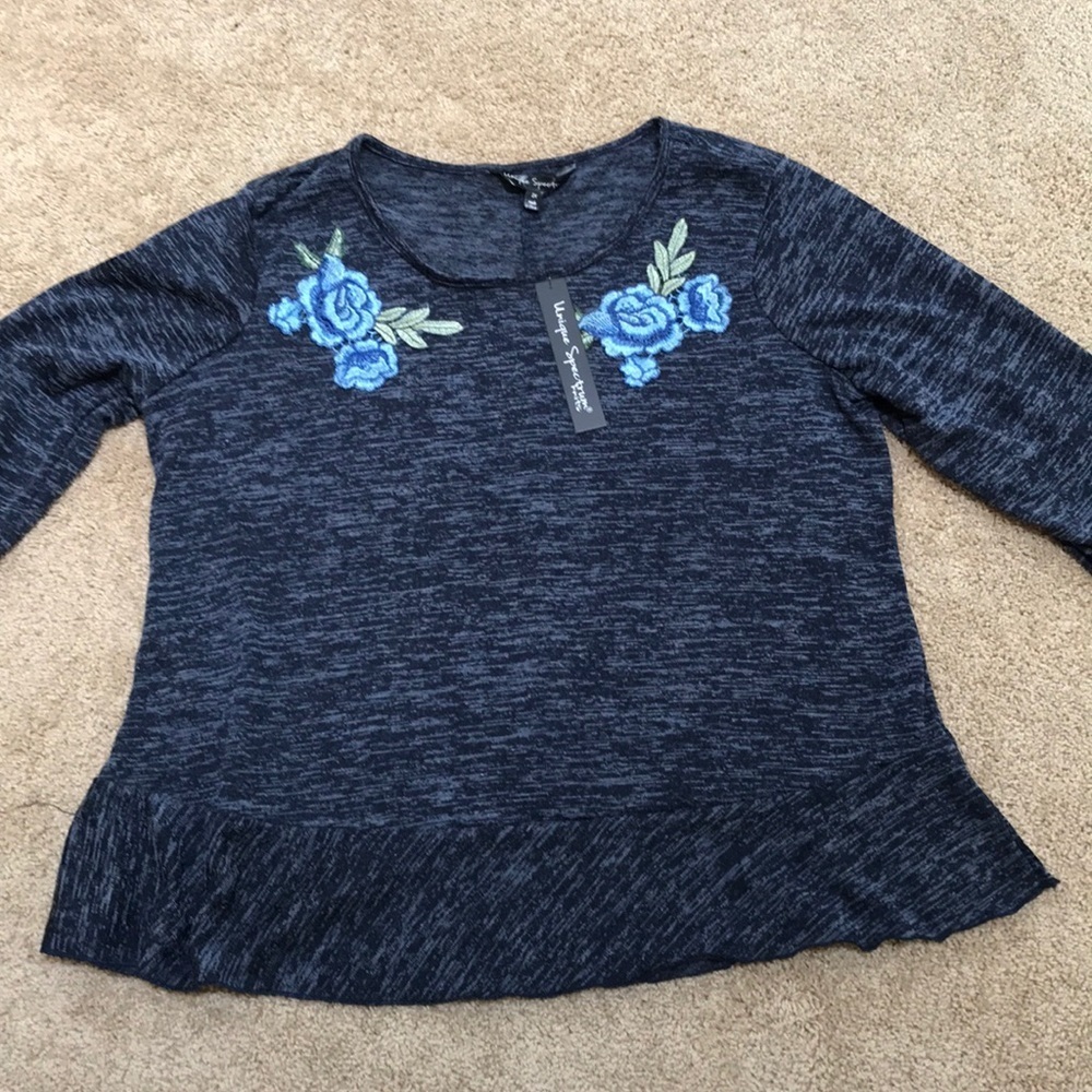 NWT! UNIQUE SPECTRUM knits Size 2X Navy Peplum Top